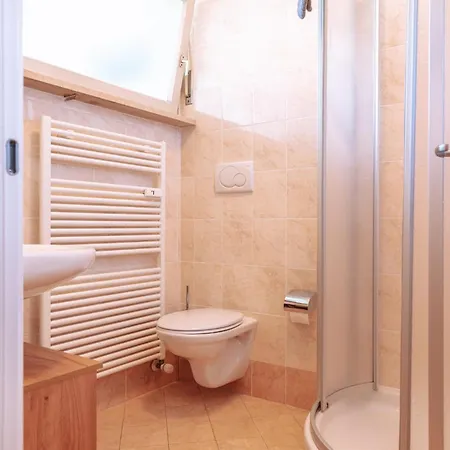 Pool House 아파트 *